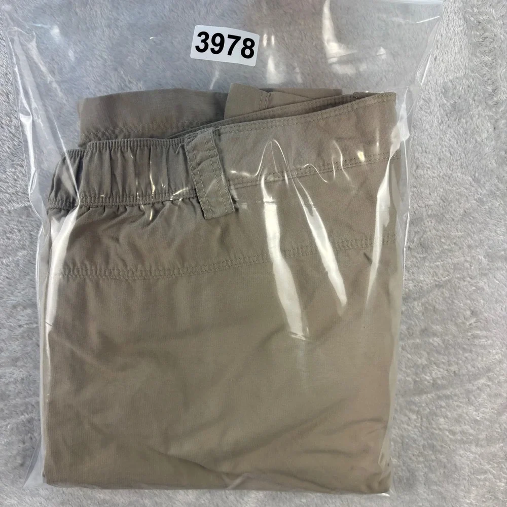 The North Face Men's Cargo Hiking Shorts Tan Nylon Trail Outdoor Pockets Size M‎
